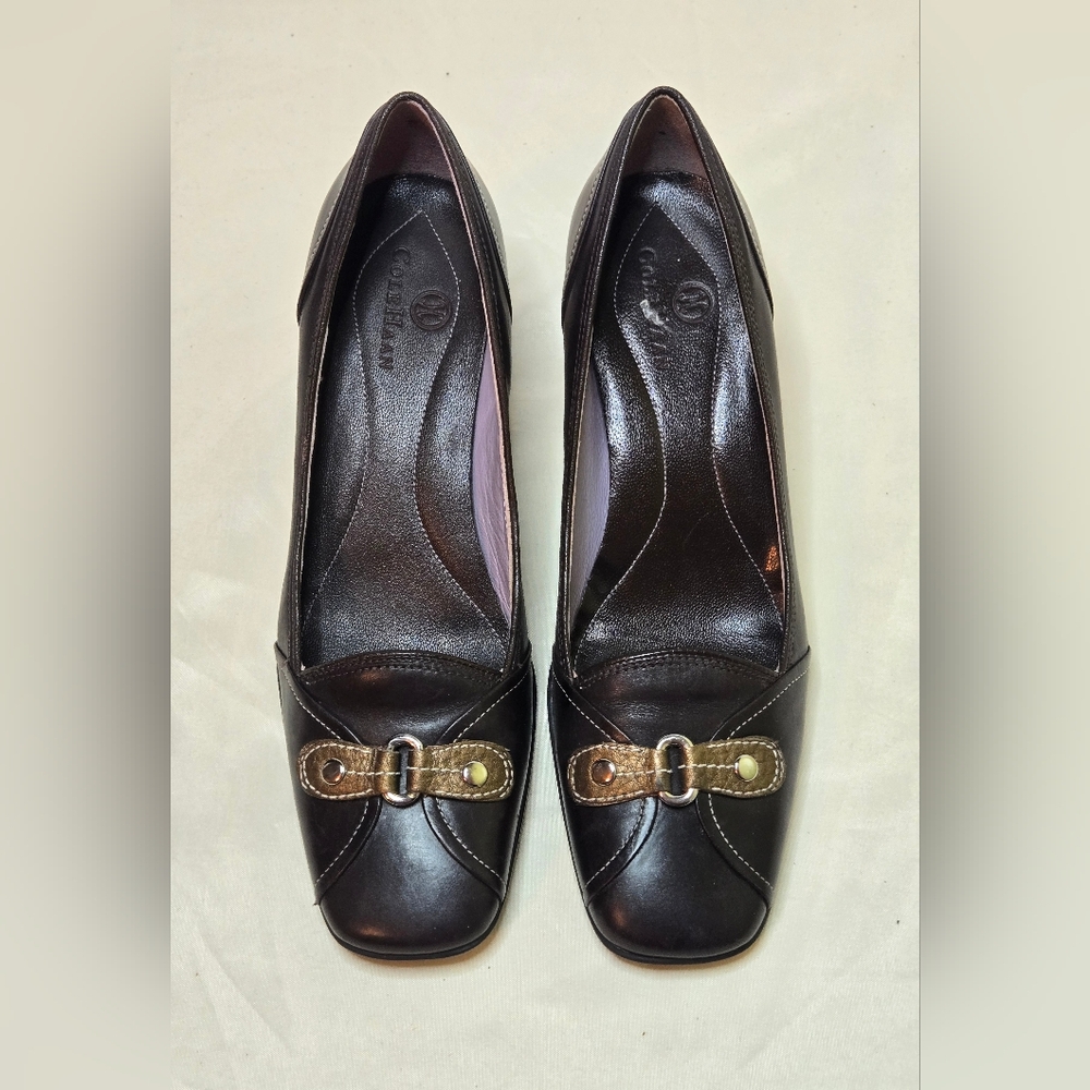 Cole Haan Womens Brown Leather Kitten Heel Pump Shoe Size 7.5B
